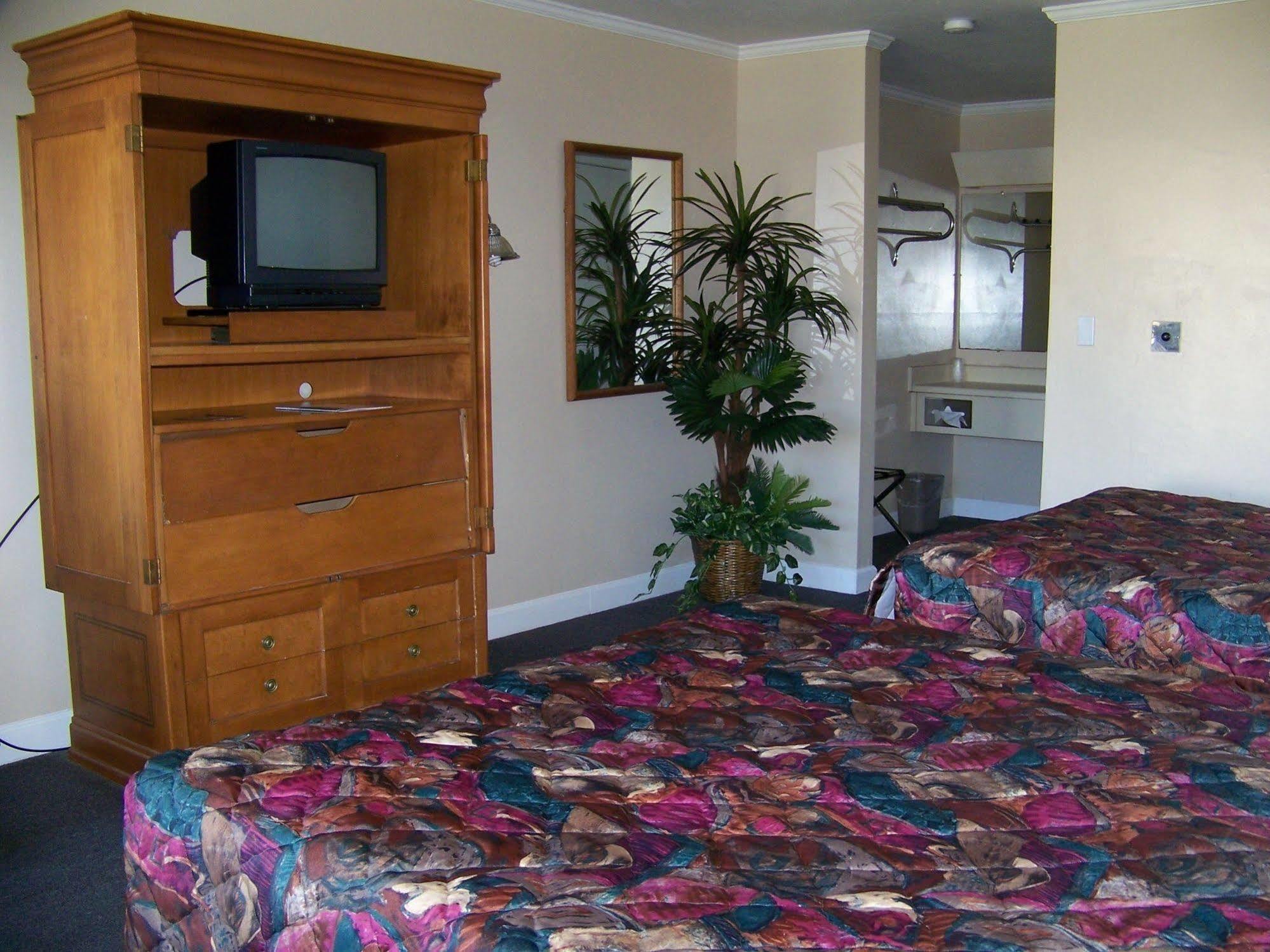 Emerald Sands Inn Милтон Экстерьер фото